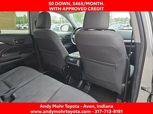 Used 2019 Toyota Highlander LE FWD image 31