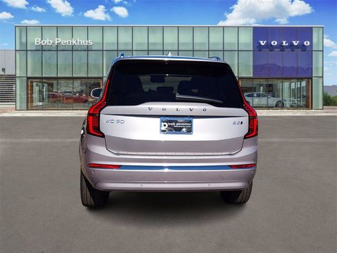 New 2026 Volvo XC90 B5 Core w/ Protection Package image 30