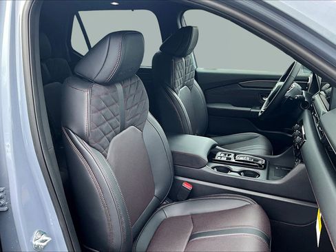 New 2026 Honda Pilot Black Edition image 19