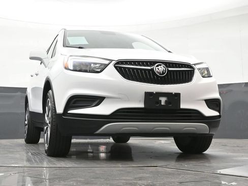 Used 2022 Buick Encore Preferred w/ Safety Package AWD/4WD image 29