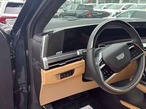 Used 2025 Cadillac Escalade IQ Sport 2 AWD/4WD image 18