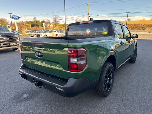 New 2025 Ford Maverick XLT w/ Black Appearance Package image 16