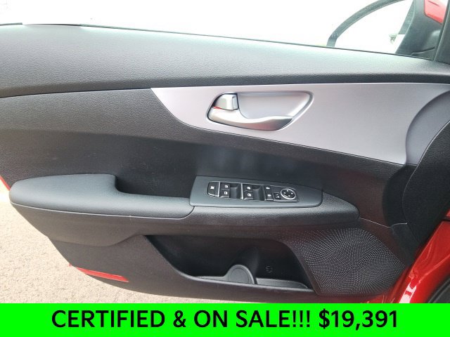 Used 2024 Kia Forte LXS w/ LXS Technology Package FWD image 27