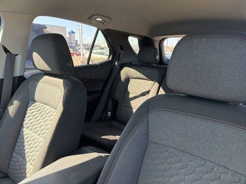 Used 2019 Chevrolet Equinox LT AWD/4WD image 18