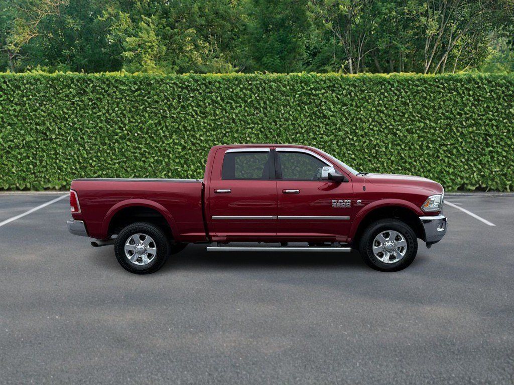 Used 2015 RAM 3500 Laramie w/ Convenience Group AWD/4WD image 2