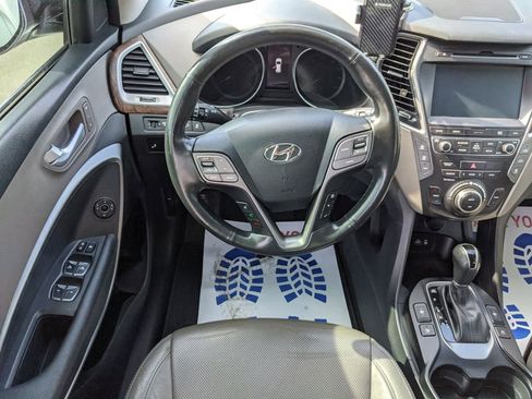 Used 2017 Hyundai Santa Fe Limited image 13