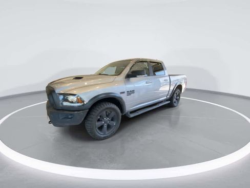 Used 2019 RAM 1500 Classic Warlock AWD/4WD image 4