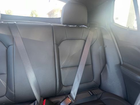 Used 2025 Buick Envista Sport Touring image 35