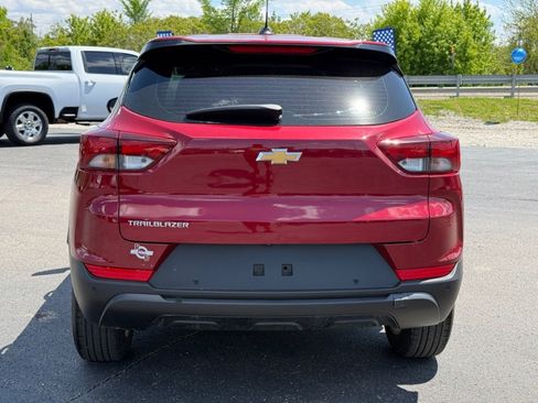 Used 2021 Chevrolet TrailBlazer LS FWD image 7