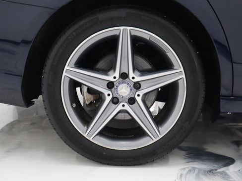 Used 2017 Mercedes-Benz E 300 4MATIC image 10