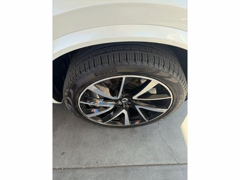 Used 2023 Volvo XC90 T8 Ultimate w/ Protection Package Premier AWD/4WD image 19