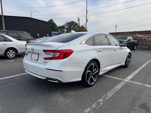 Used 2019 Honda Accord Sport image 7