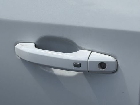 Used 2021 Chevrolet Silverado 1500 LT image 16