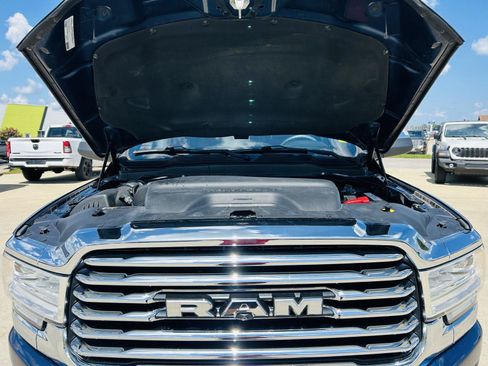 Used 2019 RAM 2500 Limited AWD/4WD image 46
