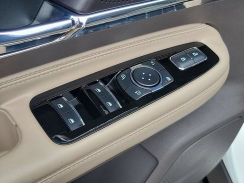 Used 2023 Lincoln Corsair AWD w/ Equipment Group 101A image 23