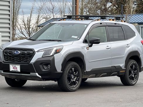 Used 2025 Subaru Forester Wilderness w/ Convenience Package image 8