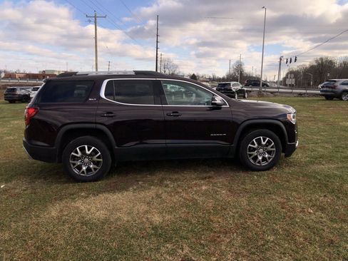 Used 2020 GMC Acadia SLT w/ Driver Alert Package II image 6