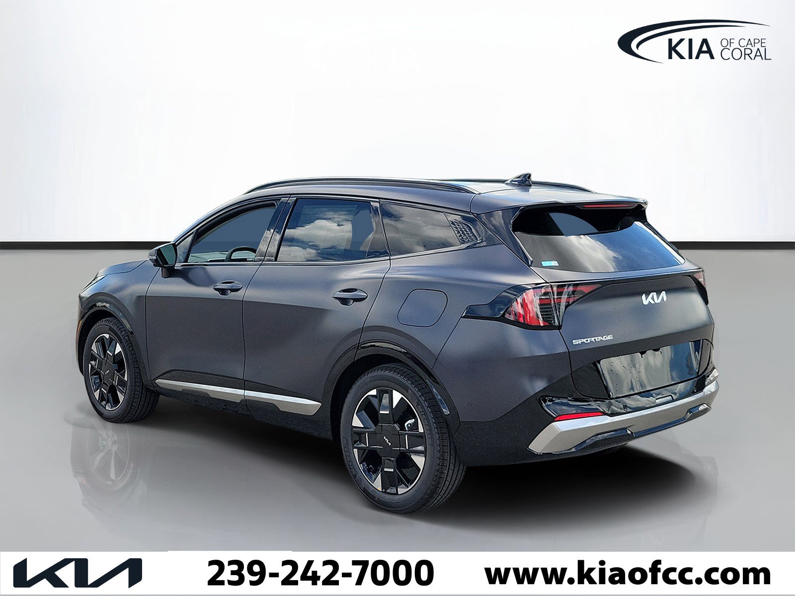New 2027 Kia Sportage SX FWD image 4