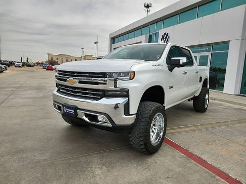 Used 2021 Chevrolet Silverado 1500 LTZ w/ LTZ Premium Texas Edition image 3