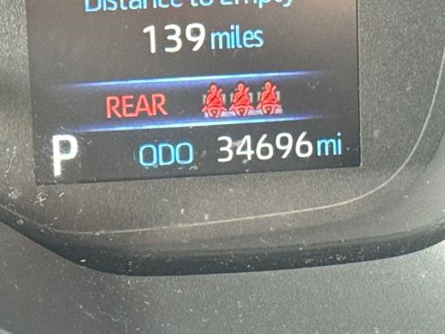 Used 2020 Toyota Corolla LE image 16