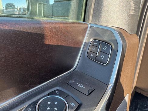 New 2025 Ford F250 King Ranch w/ Chrome Package image 21