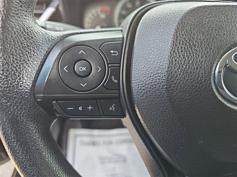 Used 2022 Toyota Corolla LE w/ Carpet Mat Package (TMS) image 16