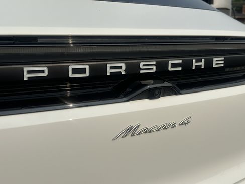 Certified 2024 Porsche Macan 4 Electric AWD/4WD image 19