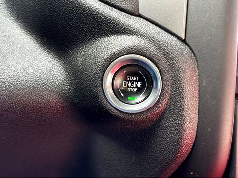 Used 2022 Chevrolet Silverado 1500 W/T w/ WT Value Package image 7