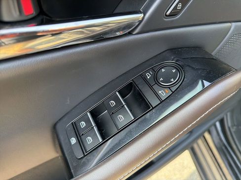 Used 2023 MAZDA CX-30 AWD 2.5 S w/ Premium Package image 16