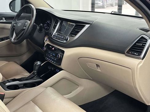 Used 2017 Hyundai Tucson Limited image 25