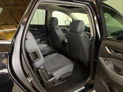 Used 2021 Buick Enclave Essence w/ Sun And Navigation Package AWD/4WD image 20