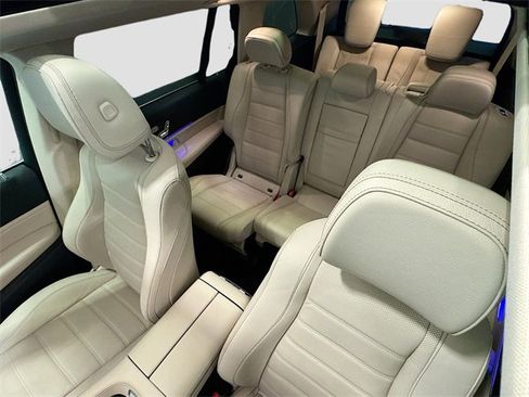 Used 2022 Mercedes-Benz GLS 450 4MATIC w/ AMG Line Exterior image 23