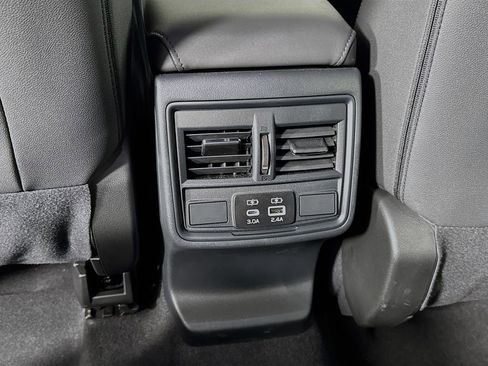 Used 2026 Subaru Outback Premium AWD/4WD image 29
