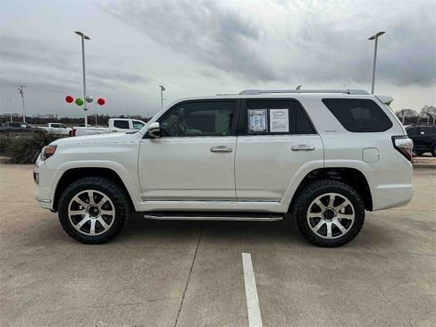 Used 2018 Toyota 4Runner Limited image 6