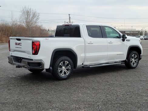 New 2026 GMC Sierra 1500 SLE w/ X31 Off-Road Package AWD/4WD image 7