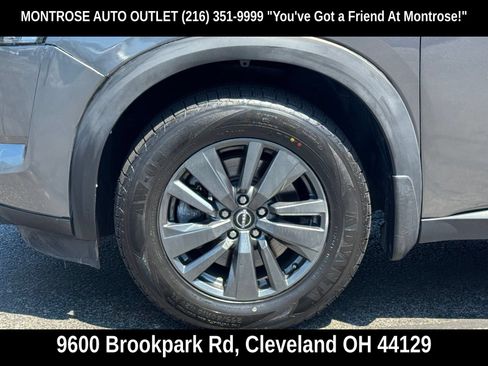 Used 2023 Nissan Pathfinder SV AWD/4WD image 52