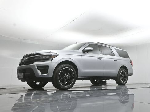 Certified 2022 Ford Expedition Max Limited AWD/4WD image 50