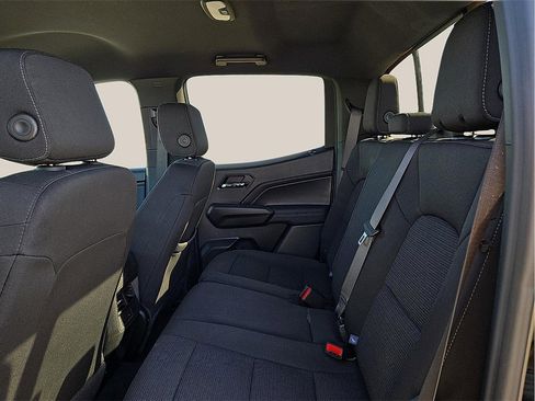 Used 2024 Chevrolet Colorado LT w/ LT Convenience Package II image 8