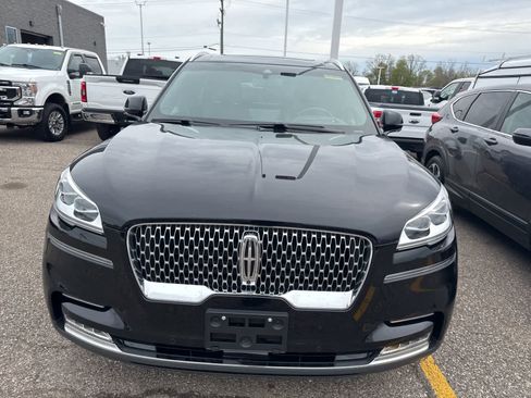 Used 2020 Lincoln Aviator Reserve w/ Equipment Group 202A AWD/4WD image 4