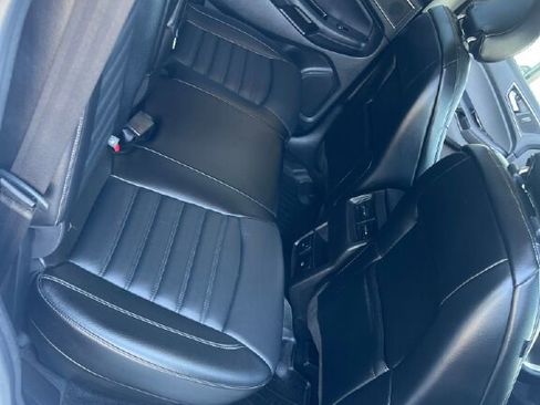 Used 2015 Ford Edge SEL w/ Equipment Group 201A image 10