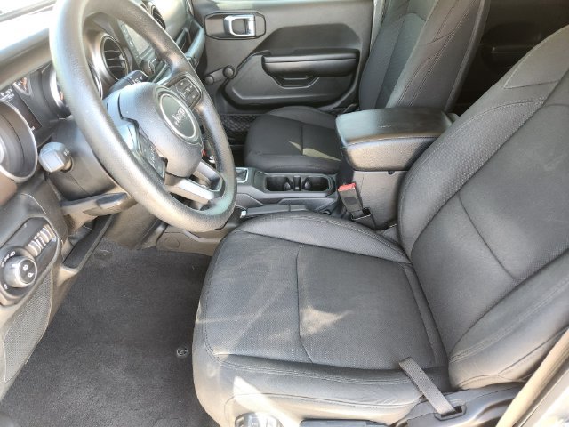 Used 2020 Jeep Gladiator Sport AWD/4WD image 13