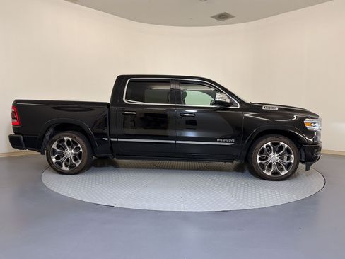 Used 2019 RAM 1500 Limited AWD/4WD image 2