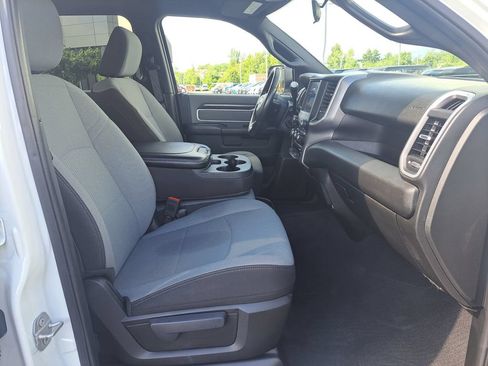 Certified 2022 RAM 2500 Big Horn w/ Cold Weather Group AWD/4WD image 31