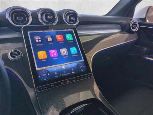 Used 2025 Mercedes-Benz GLC 300 GLC 300 image 15