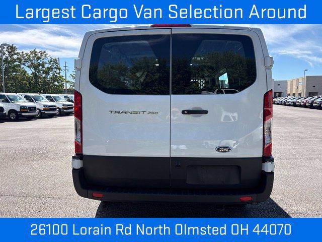 Used 2025 Ford Transit 250 Low Roof w/ Exterior Upgrade Package RWD image 4