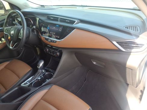 Used 2021 Buick Encore GX Essence w/ Advanced Technology Package FWD image 10