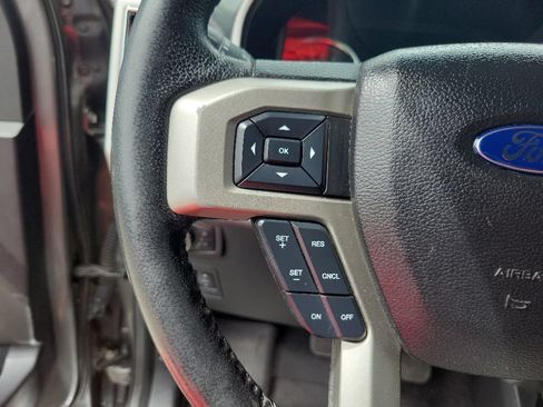 Used 2016 Ford F150 Lariat AWD/4WD image 24