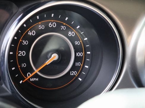 Used 2021 Jeep Gladiator Sport image 30