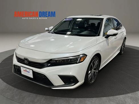 Used 2023 Honda Civic Touring image 1