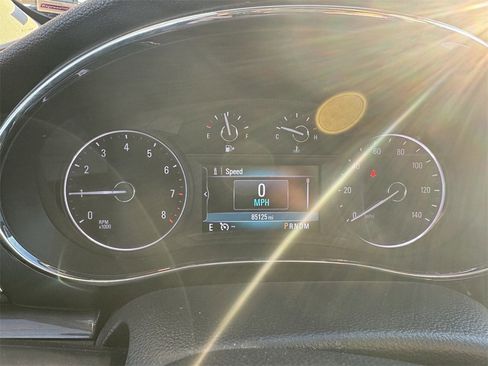 Used 2018 Buick Encore Preferred image 7